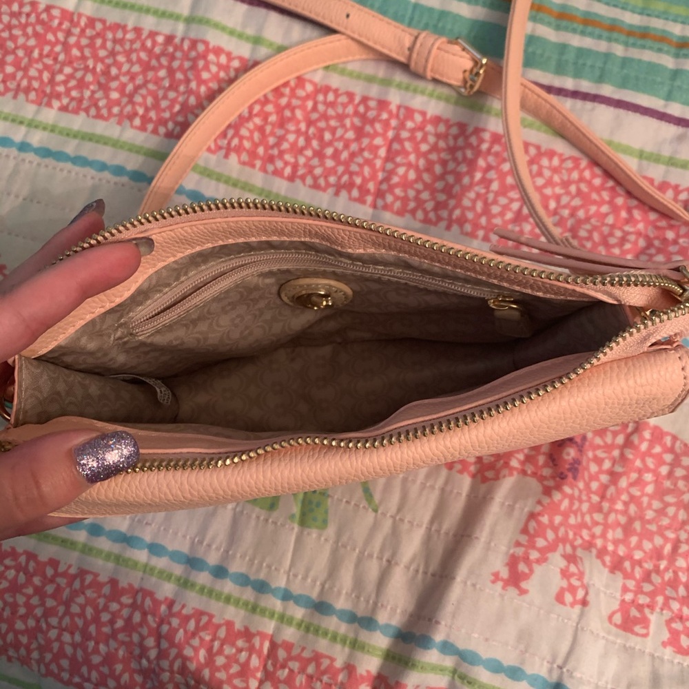 Pink purse - Picture 2 of 3